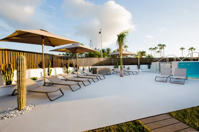 Fahana - Gay Men Only