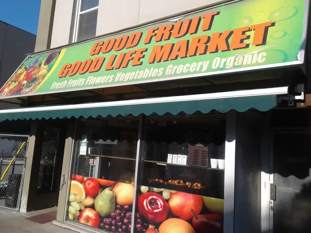 Good Fruit Good Life Market