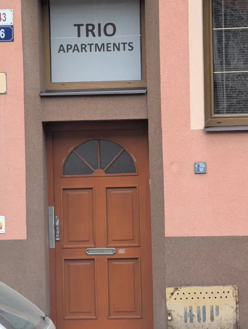 TRIO APARTMENTS