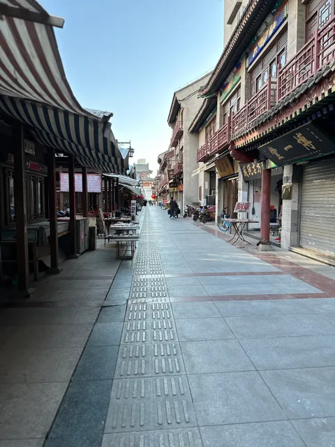 Drum Tower Lvyou Supermarket