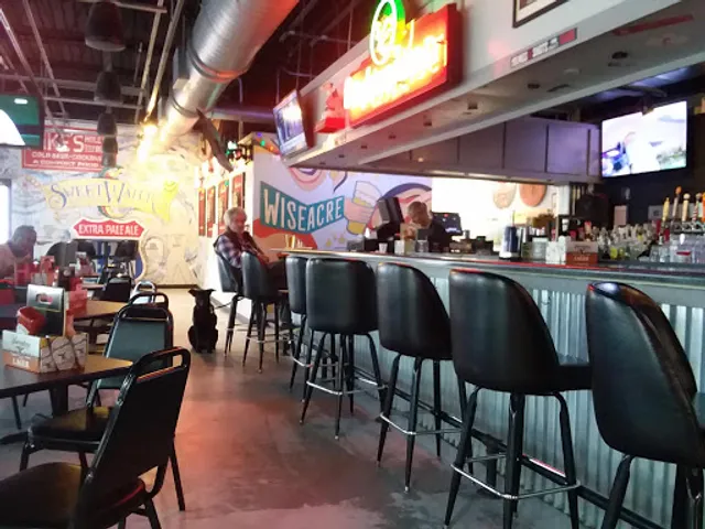 Mike's Hole in the Wall