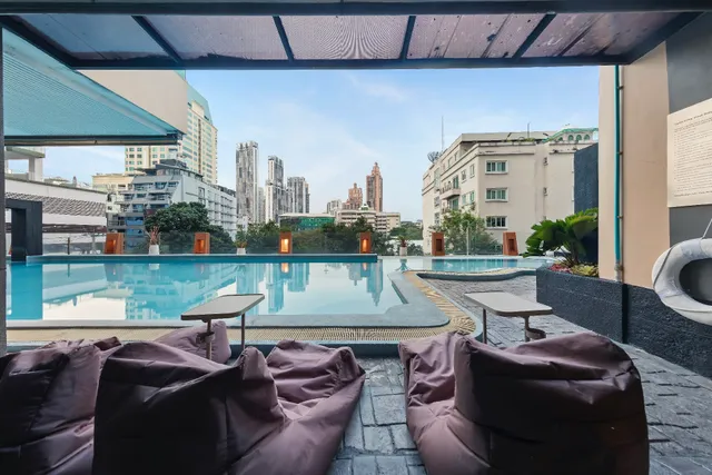 Golden Tulip Mandison Suites