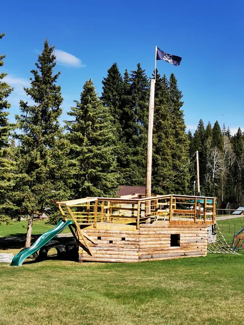 Moosehaven Resort & Campground On Hathaway Lake