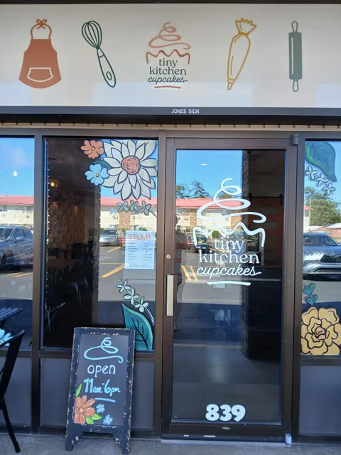 Tiny Kitchen Cupcakes