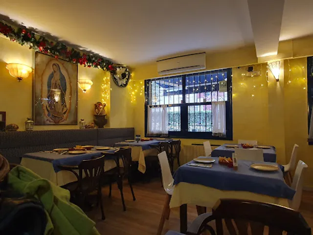 El Alamillo - Fonda Mexicana