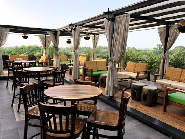 The Horseshoe Bar Exchange