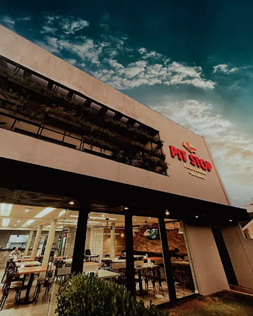 Pit Stop Pizza & Burger