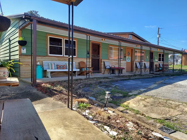 Little Buffalo Terrace