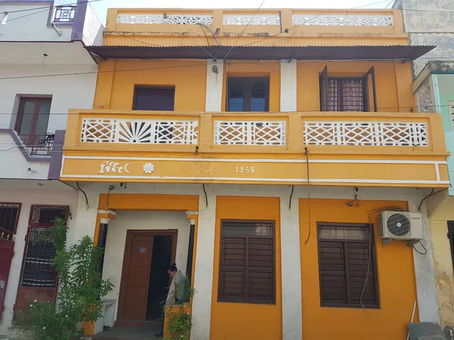 VILLA UMAR HOMESTAY