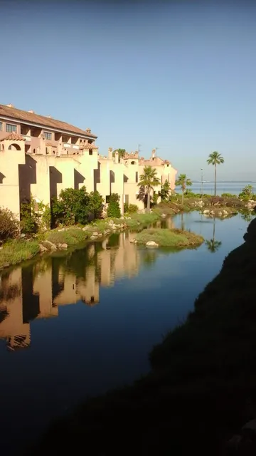 Apartamentos Luz de la Bahía S.L.
