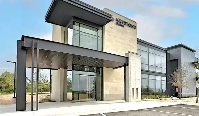 Keystone Bank – Bee Cave (Headquarters)