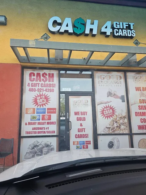 Roll N Go Smokes & Cash 4 Giftcards