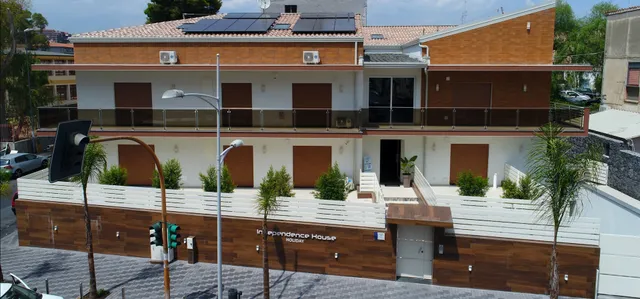 INDEPENDENCE LUXURY B&B