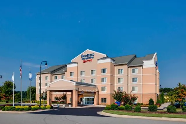 Fairfield by Marriott Inn & Suites South Hill I-85