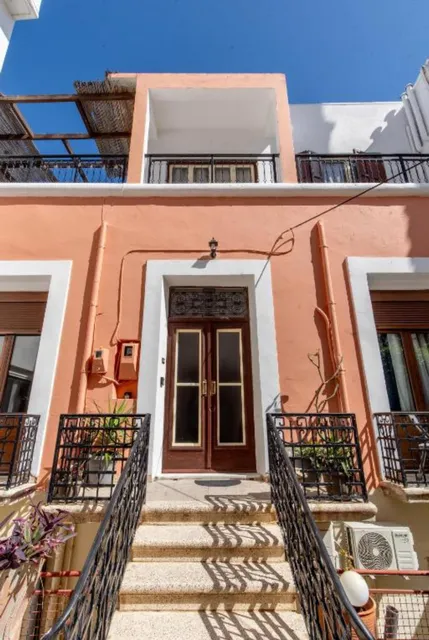 mascot traditional guest house