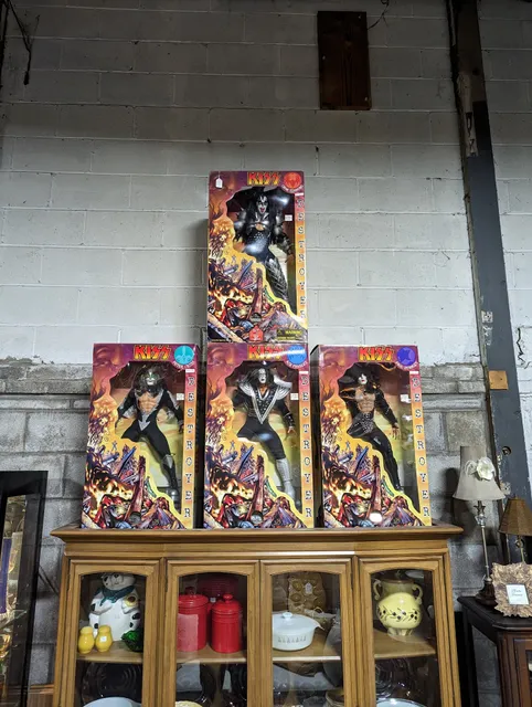 Funky Town Vintage Antiques