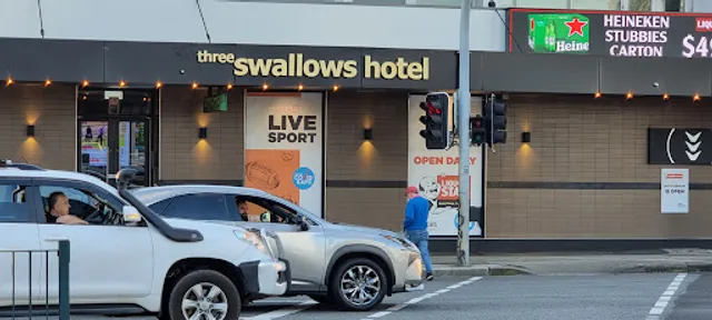 Three Swallows Hotel