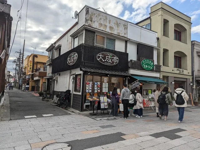 小さな市場 リルシェ