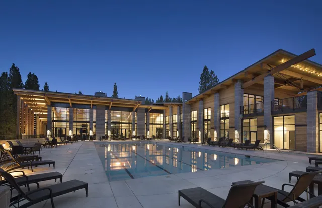 Inn at Nakoma Resort