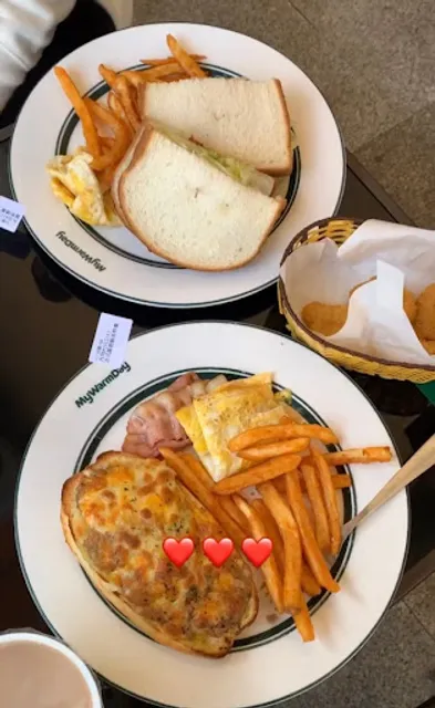 麥味登嶺東店 早午餐 Brunch 南屯 早餐 下午茶 晚餐 Cafe Coffee