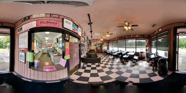Happy Daze Dairy Bar/Restaurant