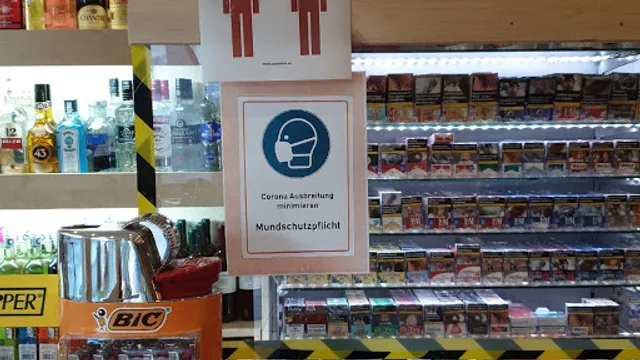 Kiosk Cafe-Bistro-Shop