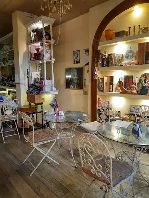 Opera Caffè e Tulipani