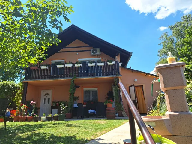 Guest House "Jevtović"