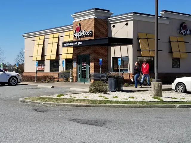 Applebee's Grill + Bar