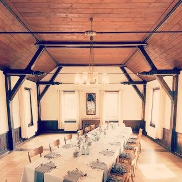 EINKORN Gasthaus - Hostel