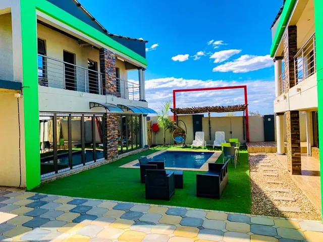 De Breeze Guest Lodge