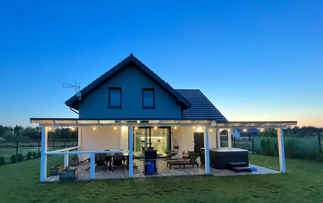 Dom nad morzem z Jacuzzi 10 osób Morze Przygód