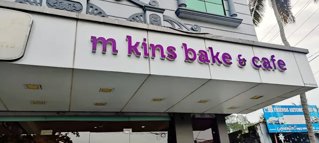 M Kins Bake & Cafe