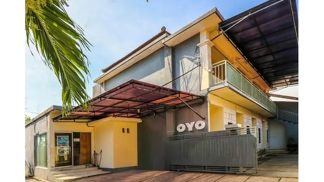 OYO 2178 Merthan House
