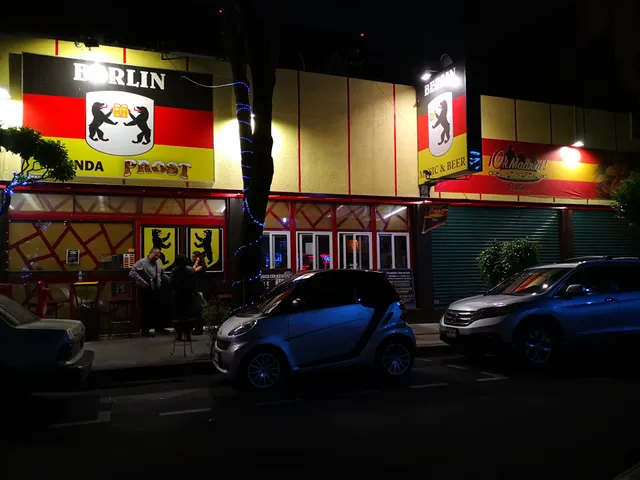 BAR BERLIN