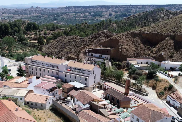Relais Termal - Balneario de Graena