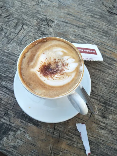 Crema Illy Beach Cafe