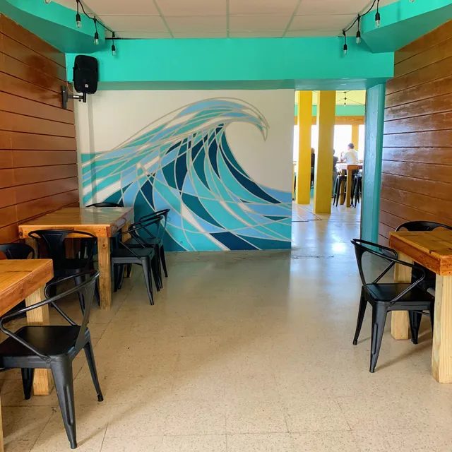 El Cliff Sangría Bar & Restaurant