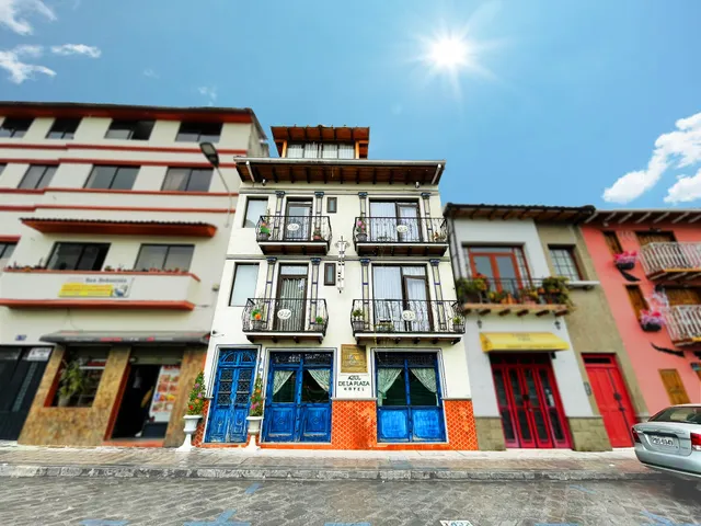 Hotel Azul de la Plaza by Chat Noir