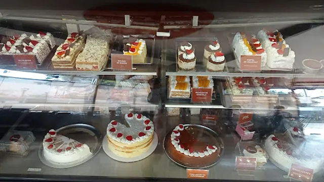 Pastelería Tolentino, Hector Revilla e Hijos SAC