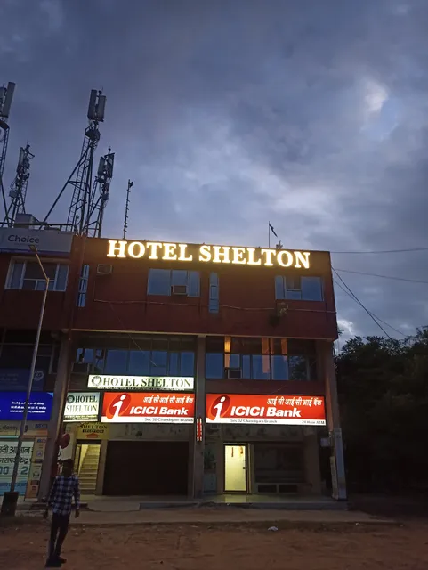 Hotel Shelton