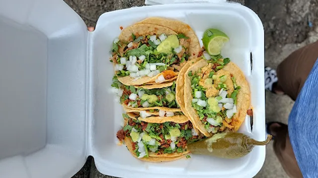 Dos Hermanos (Taco Truck)