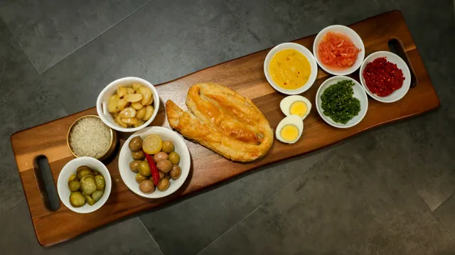 Arissa Vegetarian & Mediterranean