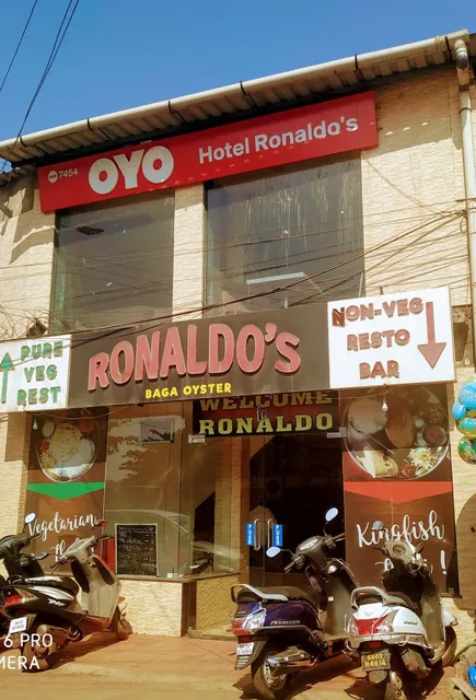 OYO 7454 Hotel Ronaldo's