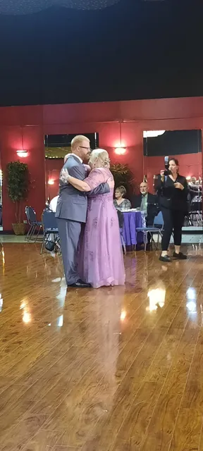 Willowbrook Square Shopping Center