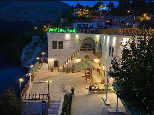 YUSUF ÇAVUŞ KONAĞ