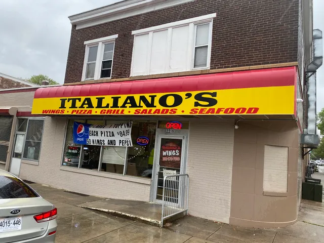 ITALIANO’S Wings and pizza