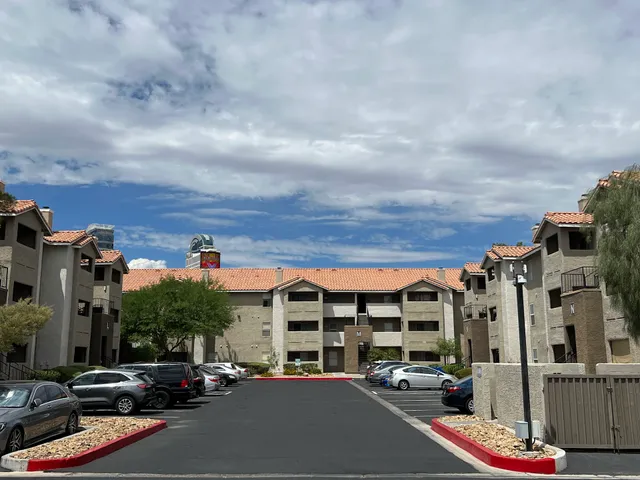 Flamingo Palms Villas