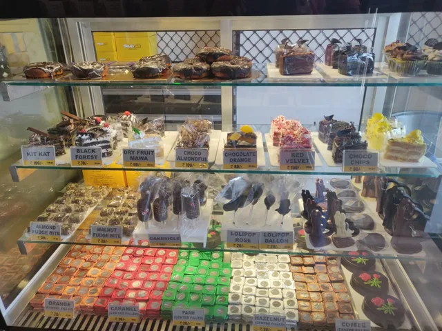 PJ's Flavours Cafe - Breadman Bakery