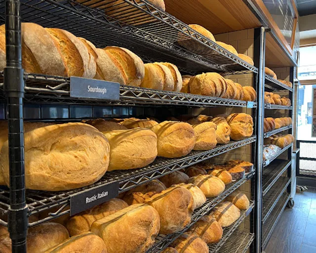 Breadsmith of Whitefish Bay